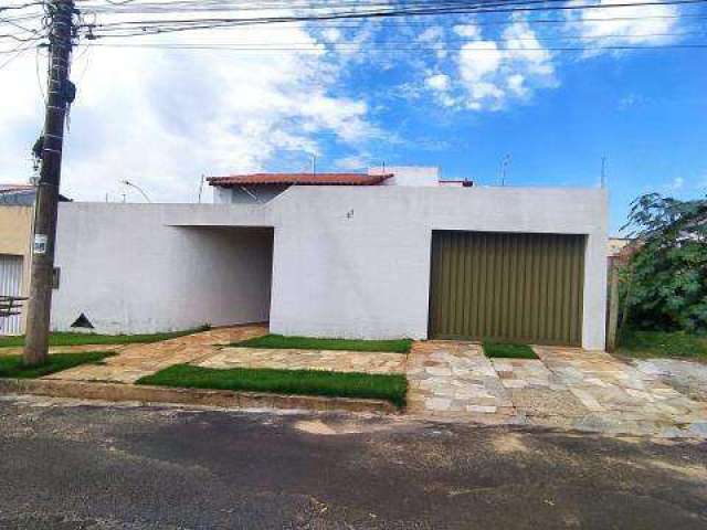 CASA RESIDENCIAL à venda, 3 quartos, 1 suíte, 4 vagas, CIDADE JARDIM - Uberlândia/MG