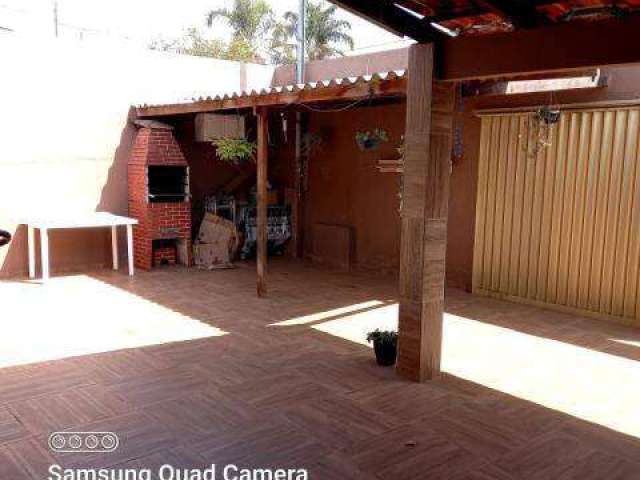 CASA RESIDENCIAL à venda, 3 quartos, 1 suíte, 4 vagas, JARDIM CANAA - Uberlândia/MG