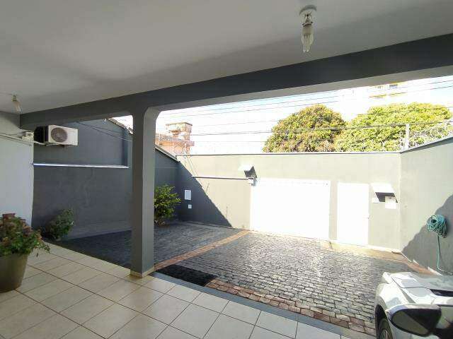 CASA RESIDENCIAL à venda, 3 quartos, 1 suíte, 2 vagas, Brasil - Uberlândia/MG