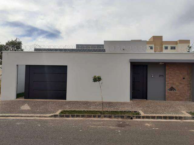 CASA RESIDENCIAL à venda, 3 quartos, 2 suítes, 2 vagas, JARDIM SUL - Uberlândia/MG