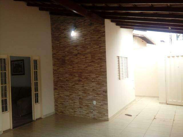 CASA RESIDENCIAL à venda, 3 quartos, 1 suíte, 2 vagas, JARDIM PATRICIA - Uberlândia/MG