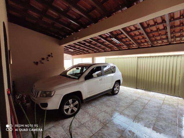 CASA RESIDENCIAL à venda, 4 quartos, 1 suíte, 3 vagas, Segismundo Pereira - Uberlândia/MG