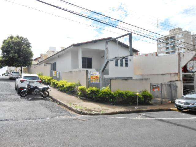 CASA RESIDENCIAL à venda, 3 quartos, 1 suíte, 2 vagas, TABAJARAS - Uberlândia/MG