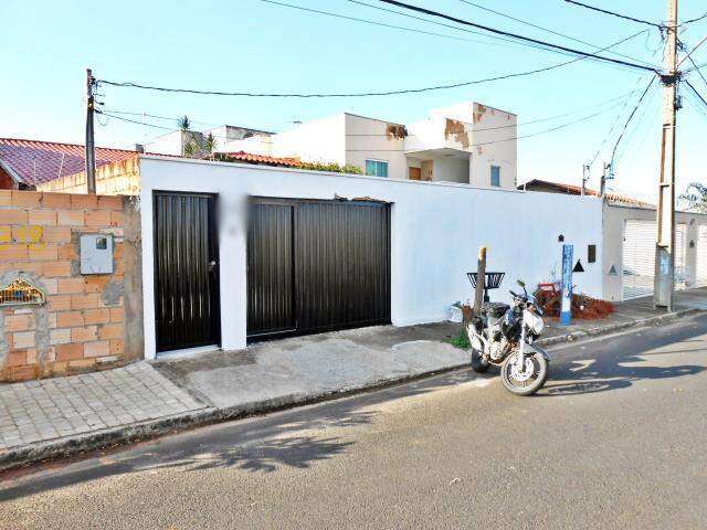 CASA RESIDENCIAL à venda, 2 quartos, 2 suítes, 3 vagas, JARDIM HOLANDA - Uberlândia/MG