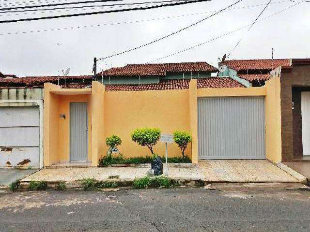 CASA RESIDENCIAL à venda, 3 quartos, 1 suíte, 2 vagas, Segismundo Pereira - Uberlândia/MG