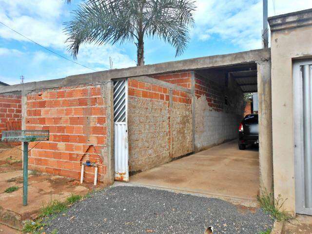 CASA RESIDENCIAL à venda, 2 quartos, 2 vagas, JARDIM DAS PALMEIRAS - Uberlândia/MG