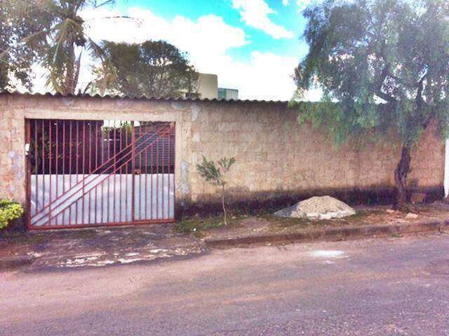 CASA RESIDENCIAL à venda, 2 quartos, 2 vagas, TIBERY - Uberlândia/MG