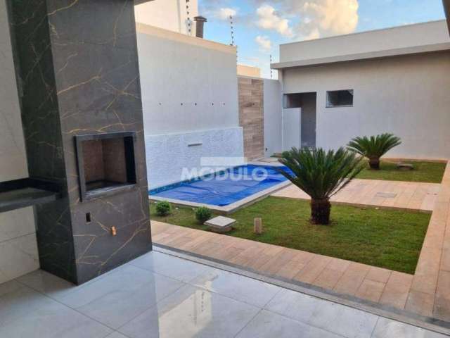 Exelente Casa com Fino Acabamento em Grand Ville