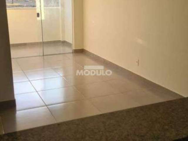 APARTAMENTO à venda, 2 quartos, 1 suíte, 1 vaga, NOVO MUNDO - Uberlândia/MG