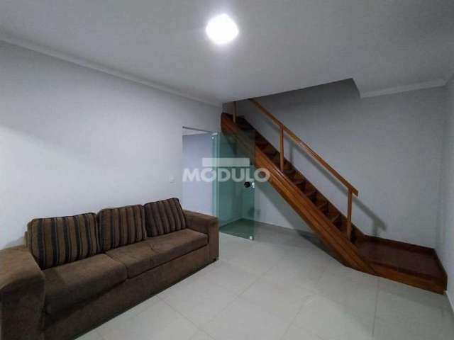 CASA RESIDENCIAL à venda, 2 quartos, 1 suíte, 2 vagas, Santa Mônica - Uberlândia/MG