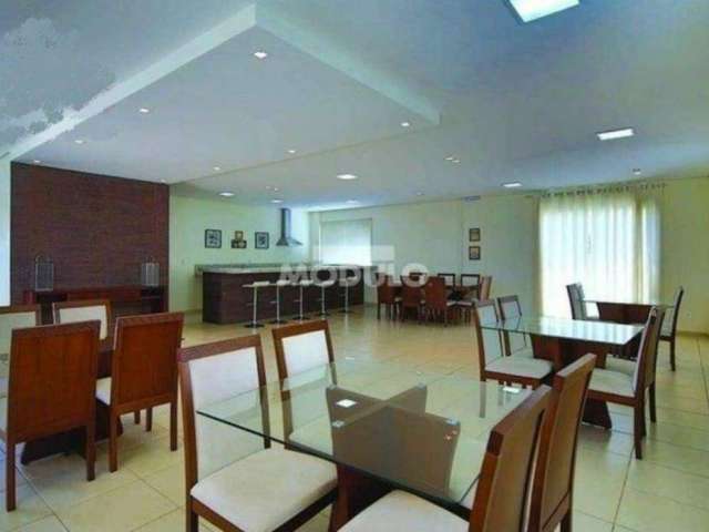 APARTAMENTO à venda, 3 quartos, 1 suíte, 2 vagas, Santa Mônica - Uberlândia/MG