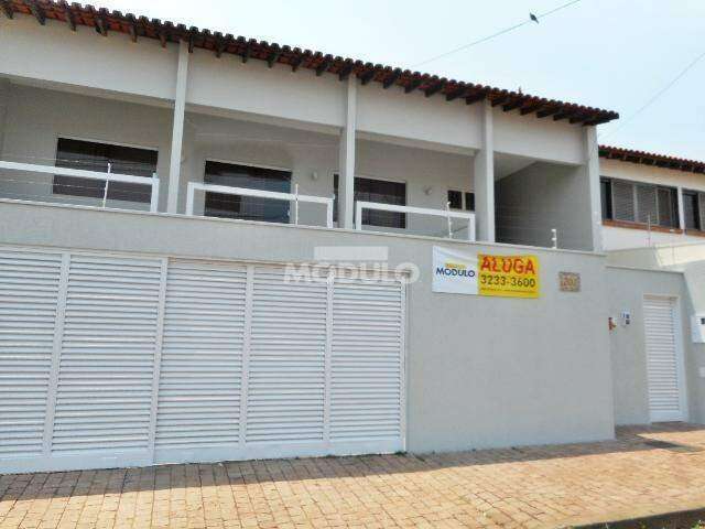 CASA RESIDENCIAL à venda, 4 quartos, 2 suítes, 2 vagas, Vigilato Pereira - Uberlândia/MG