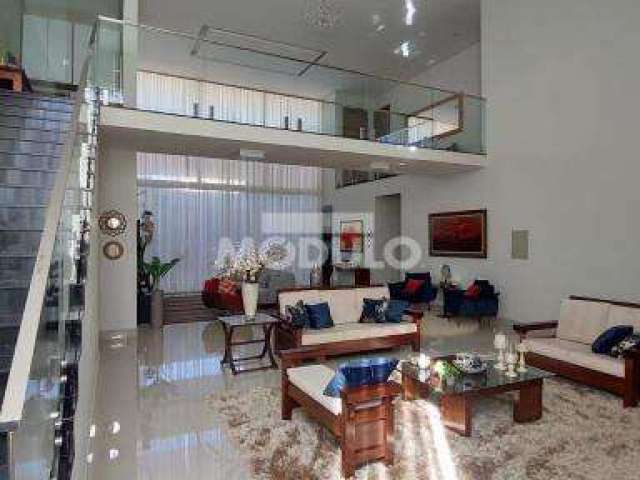 CASA RESIDENCIAL à venda, 4 quartos, 3 suítes, 3 vagas, Santa Mônica - Uberlândia/MG