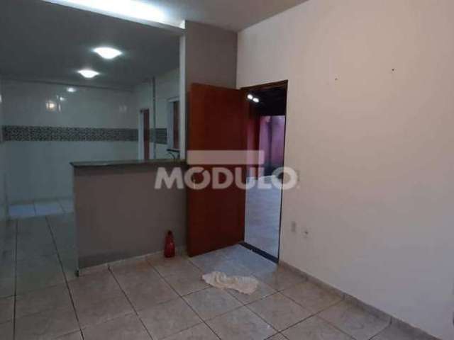 CASA RESIDENCIAL à venda, 5 quartos, 1 suíte, 4 vagas, NOVA UBERLANDIA - Uberlândia/MG