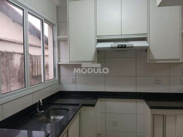 APARTAMENTO à venda, 2 quartos, 1 suíte, 1 vaga, Vigilato Pereira - Uberlândia/MG