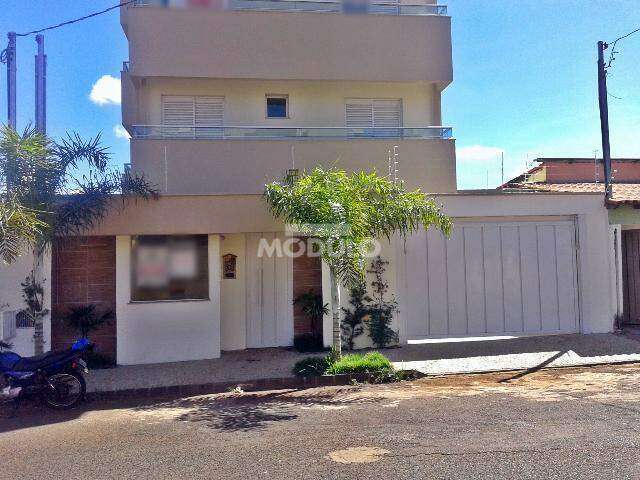 Apartamento residencial mobiliado para locação Bairro Santa Mônica