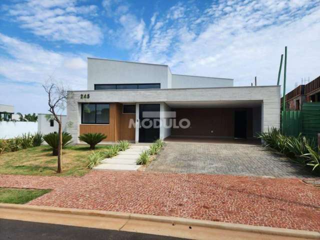 CASA DE CONDOMÍNIO à venda, 3 quartos, 3 suítes, 4 vagas, GRANJA MARILEUSA - Uberlândia/MG