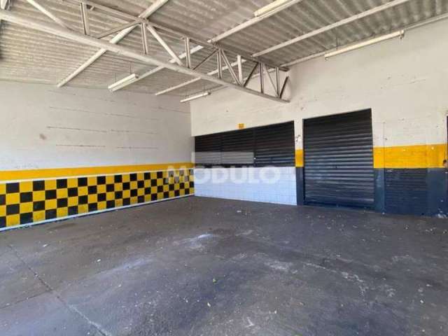 Loja comercial para locação, bairro Laranjeiras