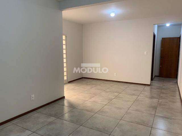 Apartamento para locação no Bairro Santa Mônica