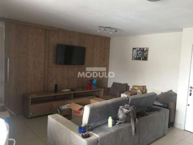 Lindo apartamento à venda no Bairro Tubalina