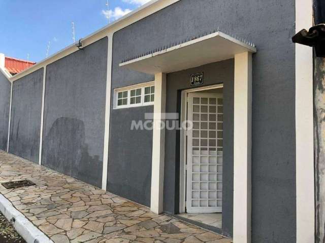 Casa comercial para locação, bairro Santa Mônica