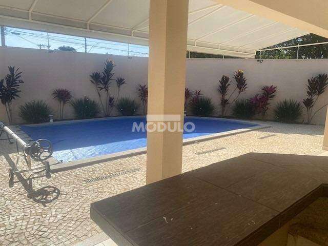 CASA RESIDENCIAL à venda, 4 quartos, 4 suítes, 5 vagas, MORADA DA COLINA - Uberlândia/MG