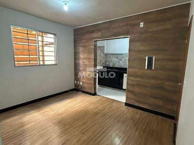 APARTAMENTO à venda, 2 quartos, 1 vaga, PANORAMA - Uberlândia/MG