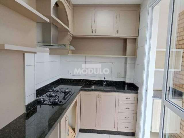 APARTAMENTO à venda, 2 quartos, 1 suíte, 1 vaga, BOSQUE DOS BURITIS - Uberlândia/MG