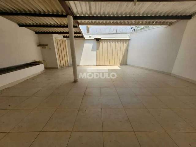 Casa Residencial para locação Bairro Granada