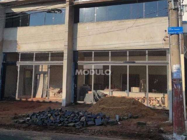 IMÓVEL COMERCIAL à venda, 3 vagas, Martins - Uberlândia/MG