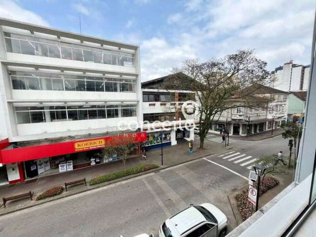 Sala Comercial 55m2 no Centro de Blumenau!