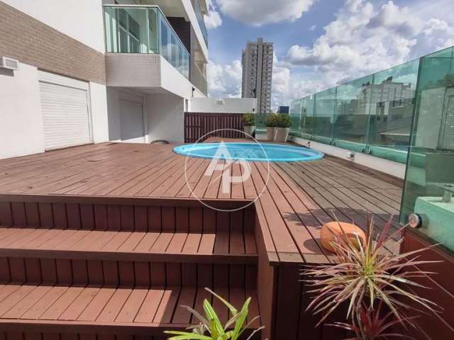 Apartamento garden com piscina privativa