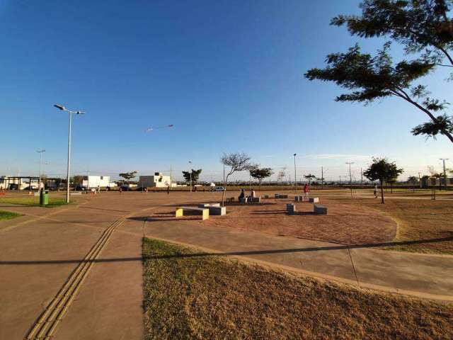 Terreno de esquina no Praça Alto Umuarama