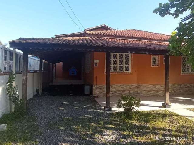 Casa para Venda em Balneário Piçarras, Nossa senhora de Paz, 6 dormitórios, 4 suítes, 1 banheiro, 1 vaga