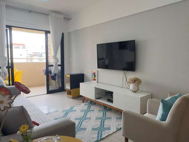 Apartamento no Costa Azul de 3 quartos Nascente