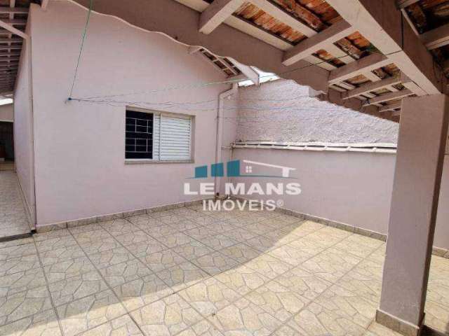 Casa com 2 dormitórios à venda, 107 m² por R$ 380.000,00 - Vila Rezende - Piracicaba/SP