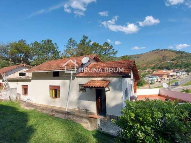 Sítio para Venda em Teresópolis, Pessegueiros, 3 dormitórios, 1 suíte, 1 banheiro, 2 vagas