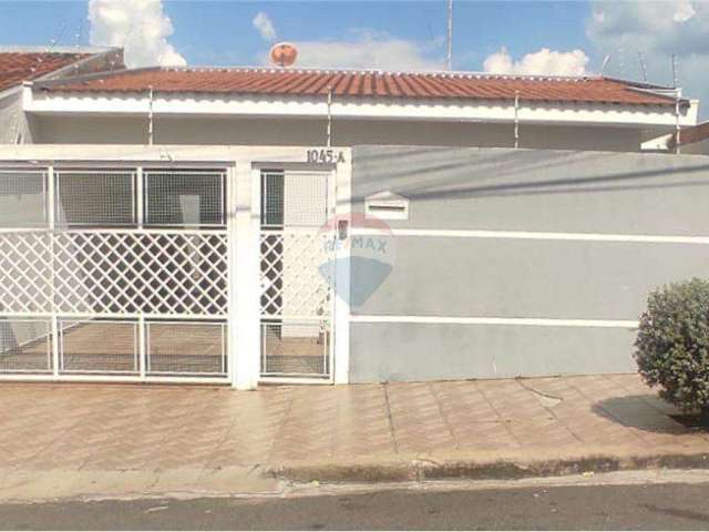 Linda casa a venda no bairro nova marilia