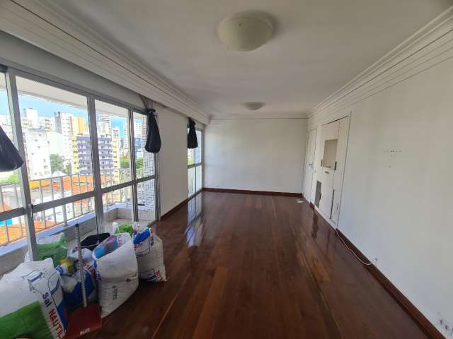 Apartamento à venda venda 3 quartos em Ondina