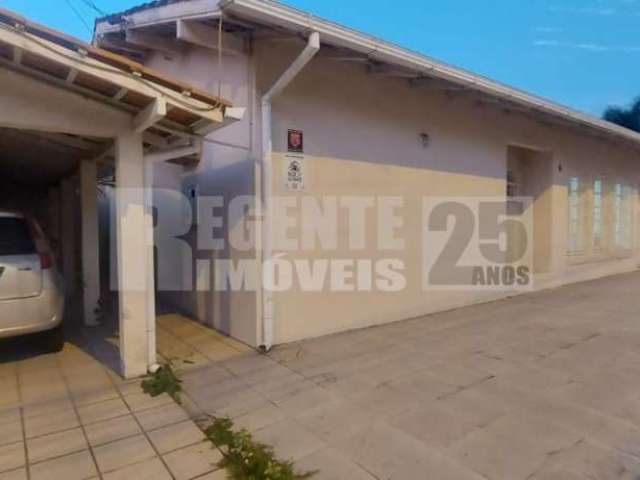 Apartamento à venda no bairro Trindade em Florianópolis