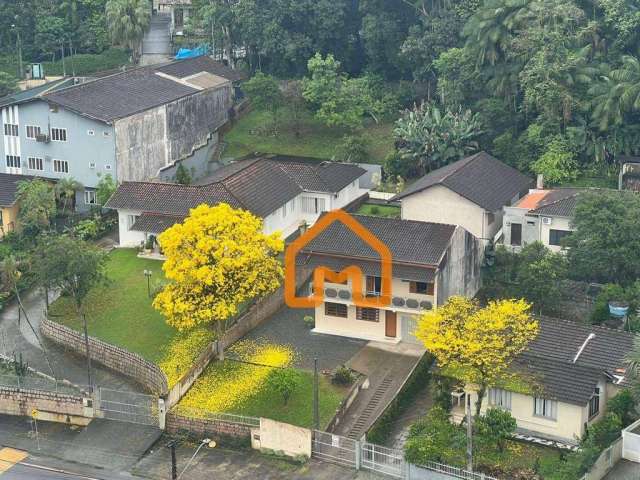 Casa à venda em Joinville, Bairro Anita Garibaldi