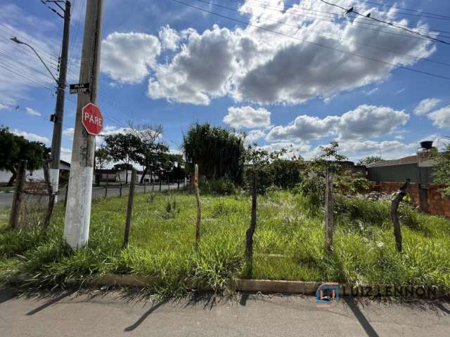Terreno à venda no bairro Brasil - Patos de Minas/MG