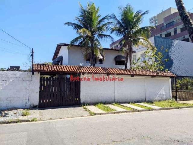 Casa com 4 quartos à venda na Avenida Gérson Maturani, Jardim Praiano, Guarujá, 391 m2 por R$ 1.589.000