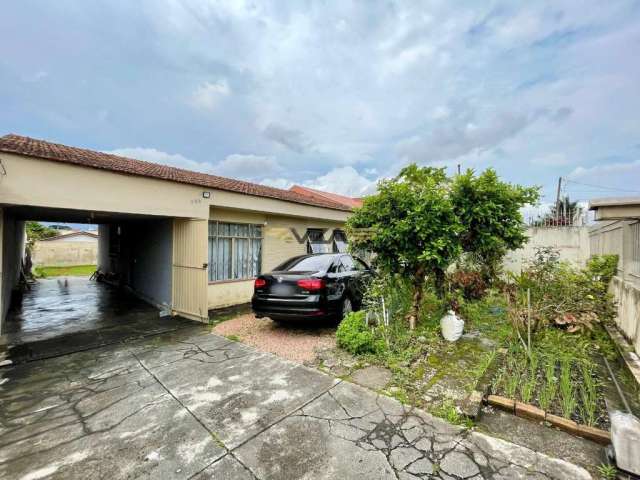 Casa com 3 quartos à venda na Waldomiro Pedroso, 33, Novo Mundo, Curitiba por R$ 1.100.000