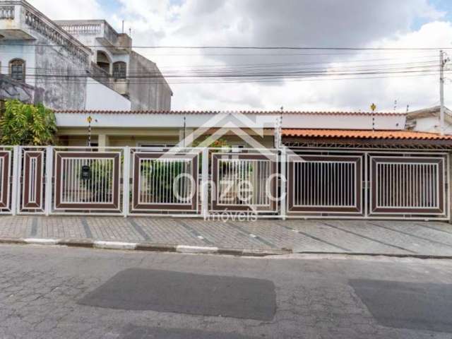 Casa a venda no Jardim Vila Galvão, Guarulhos/SP.