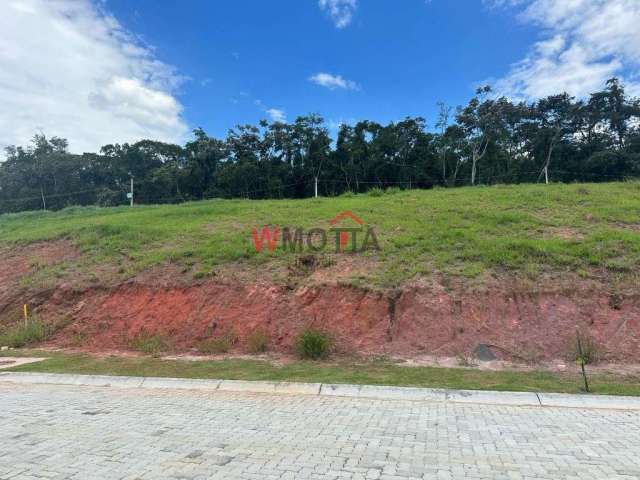 Terreno em Condomínio de Luxo na Vila Oliveira, Mogi das Cruzes-SP: 300m² de Pura Oportunidade!