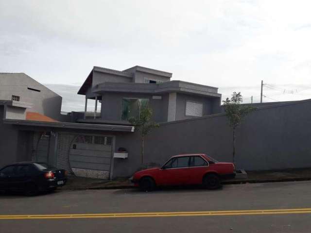 Casa para Venda em Suzano, Jardim Santa Inês, 4 dormitórios, 1 suíte, 4 banheiros, 4 vagas