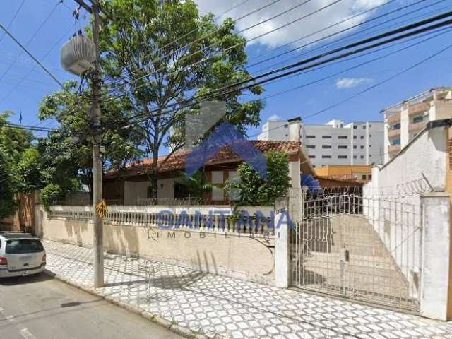 Casa com 3 quartos à venda na Rua Armando de Salles Oliveira, 223, Jardim das Nações, Taubaté por R$ 1.250.000