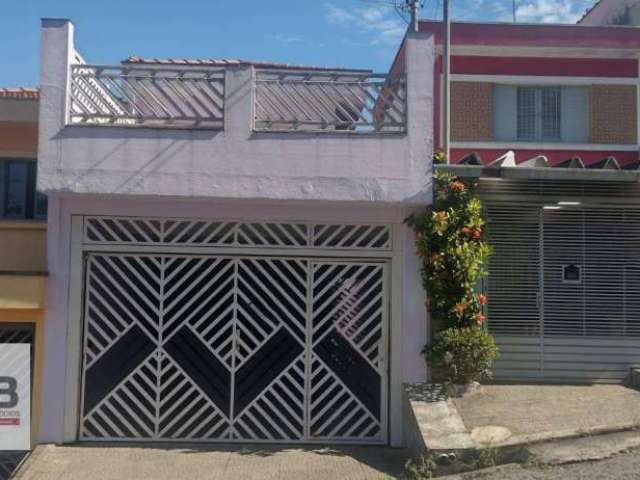 Sobrado com 4 dormitórios à venda, 237 m² por R$ 638.000,00 - Vila Pires - Santo André/SP