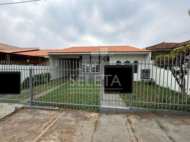 Casa comercial no centro disponivel para locação.